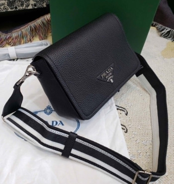 Prada đeo chéo (lsh7348)