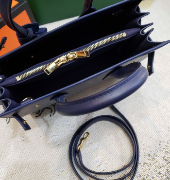 saint laurent (lsh7180)