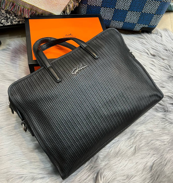 satchi (lsh6904)