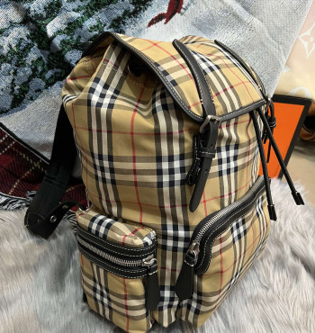 balo burberry (lsh6586)