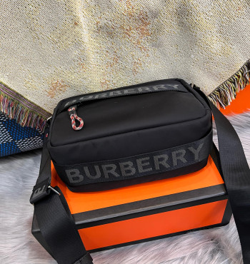 túi đeo chéo burberry (lsh6727)