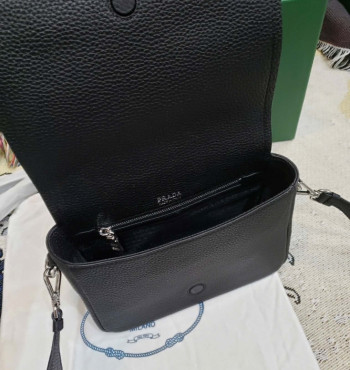 Prada đeo chéo (lsh7348)