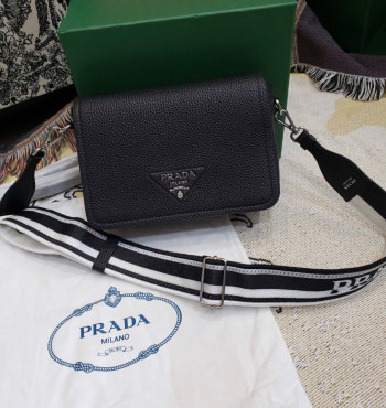 Prada đeo chéo (lsh7348)