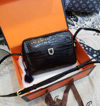 delvaux đeo chéo da cá sấu (lsh7032)