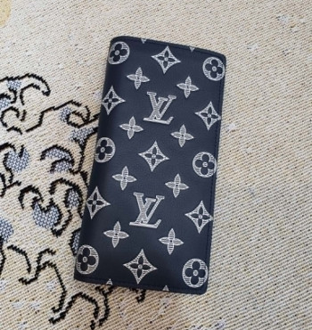 ví gấp lv (vm1090)